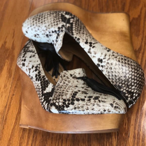 Madison Harding Roscoe Wedge Loafer - Picture 4 of 5